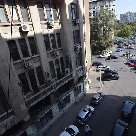 Resedinta Lui Calin - Park Izvor - Old Apartment Bucharest